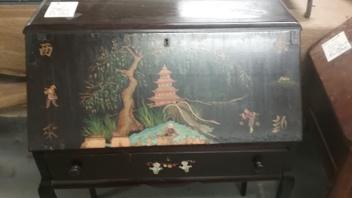 Social Services Organization «Habitat For Humanity of New Castle County Restore», reviews and photos