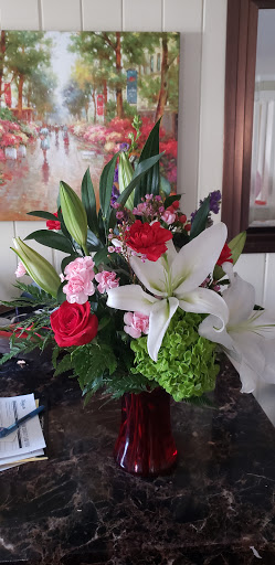Florist «Blossoms», reviews and photos, 1 Farwell Rd, Tyngsboro, MA 01879, USA