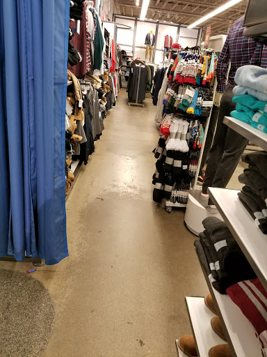 Shopping Mall «Dedham Mall», reviews and photos, 300 Providence Hwy, Dedham, MA 02026, USA