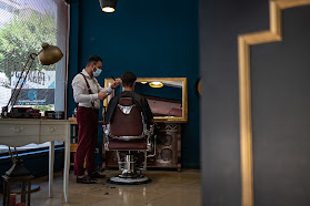 Francisco Maia Barber Shop