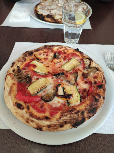 Bar Pizzeria Cairoli in Varese, Provincia di Varese