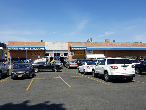 Discount Store «National Wholesale Liquidators», reviews and photos, 7101 Kissena Blvd, Flushing, NY 11367, USA