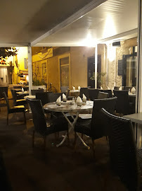 Atmosphère du Restaurant Le Grillon à Saint-Marcellin - n°5