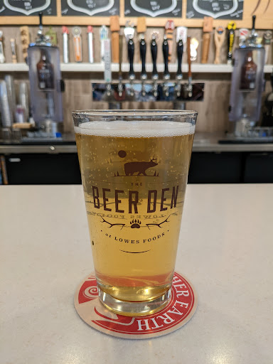 Grocery Store «Lowes Foods on Strickland Road», reviews and photos, 9600 Strickland Rd, Raleigh, NC 27615, USA