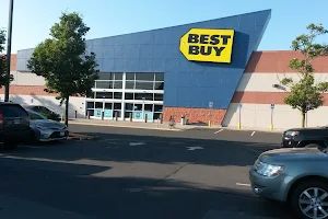 Best Buy image