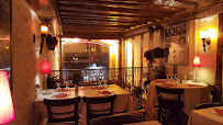 Atmosphère du Restaurant Demi-Lune à Paris - n°19