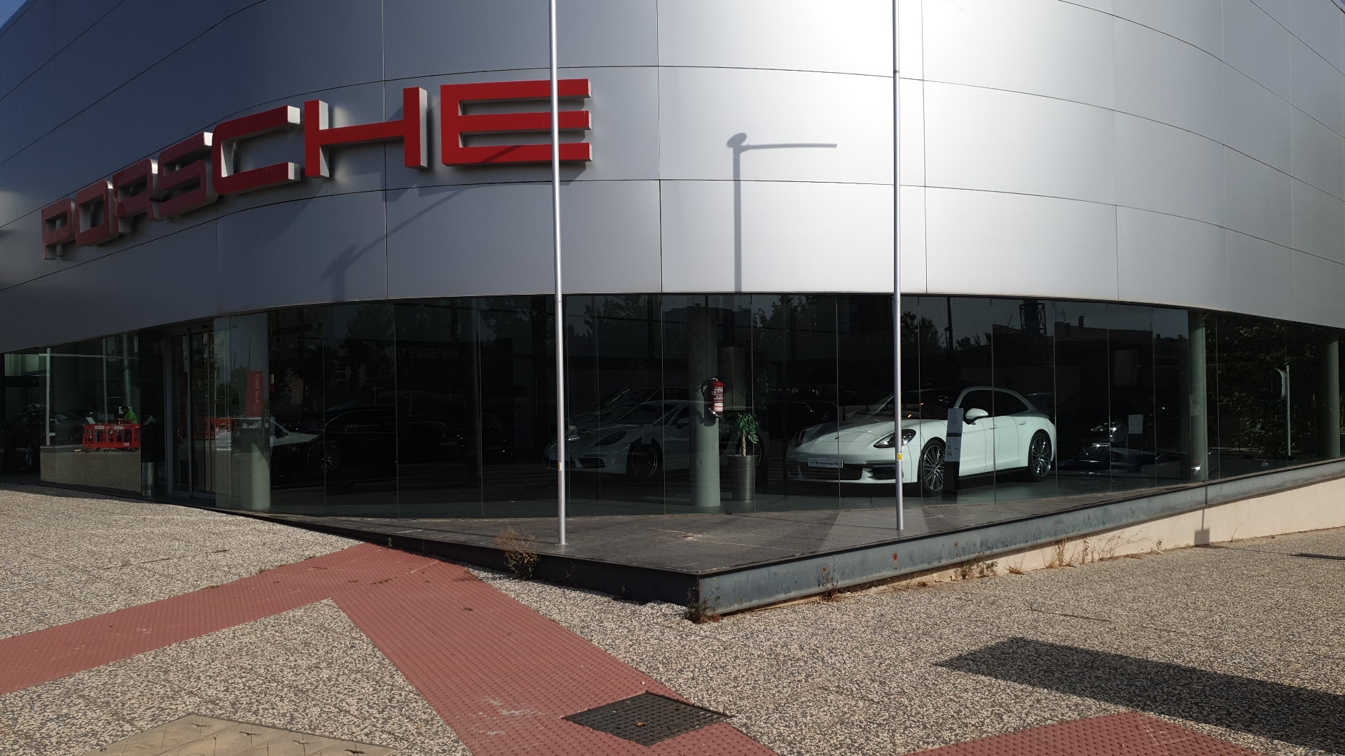 Centro Porsche Zaragoza