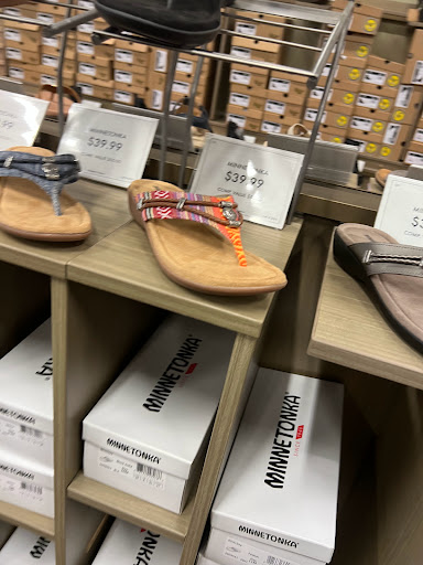 Shoe Store «DSW Designer Shoe Warehouse», reviews and photos, 937 Watters Creek Blvd, Allen, TX 75013, USA