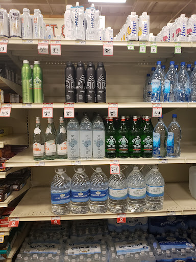 Health Food Store «Sprouts Farmers Market», reviews and photos, 24285 Magic Mountain Pkwy, Valencia, CA 91355, USA