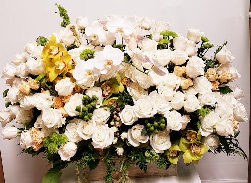 Florist «Louis Gardens Florist», reviews and photos, 1251 S Beach Blvd q, La Habra, CA 90631, USA