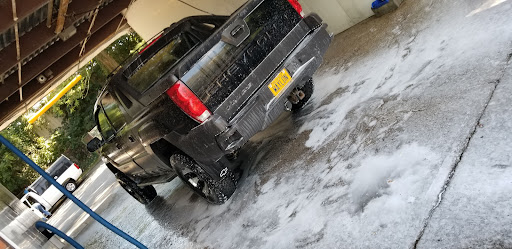 Self Service Car Wash «Bayport Self-Service Car Wash», reviews and photos, 666 Montauk Hwy, Bayport, NY 11705, USA