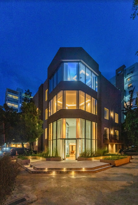 Martin B. Robles Mejía, M.D. - Martin B. Robles Mejía, M.D.