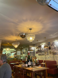 Atmosphère du Restaurant français La Cuisine des Tontons à Grenoble - n°9