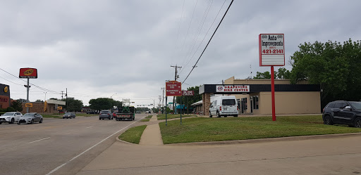 Bicycle Repair Shop «Grapevine Bike Center», reviews and photos, 1106 W Northwest Hwy, Grapevine, TX 76051, USA