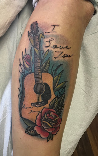 Tattoo Shop «Enso Ink Gallery», reviews and photos, 935 SW Baya Dr, Lake City, FL 32025, USA