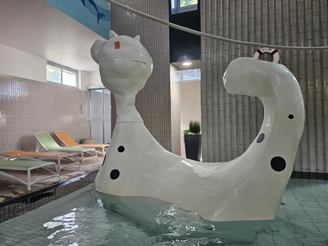 Comentarii opinii despre Palatinus Gyógy-, Strand- és Hullámfürdő