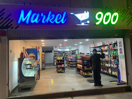 Market 900