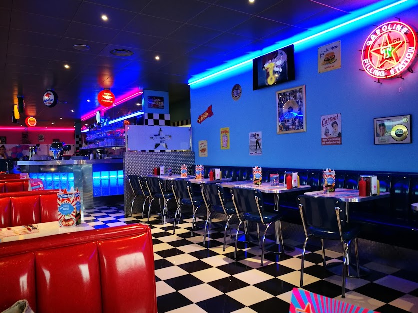 Memphis - Restaurant Diner Saint-Maximin