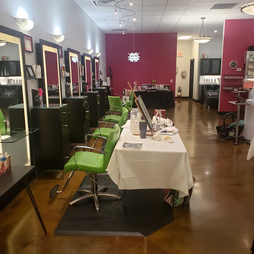 Hair Salon «Chameleon Salon», reviews and photos, 2257 Wilma Rudolph Blvd, Clarksville, TN 37040, USA