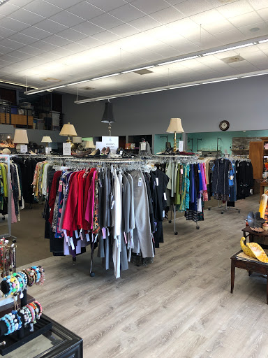 Thrift Store «American Cancer Society Discovery Shop», reviews and photos, 3609 Midway Dr # C, San Diego, CA 92110, USA