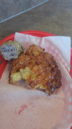 Donut Shop «BoSa Donuts», reviews and photos, 155 E Williams Field Rd, Gilbert, AZ 85295, USA