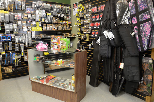Gun Shop «Freedom Firearms, L.L.C.», reviews and photos, 402 Ewart Rd, Grinnell, IA 50112, USA