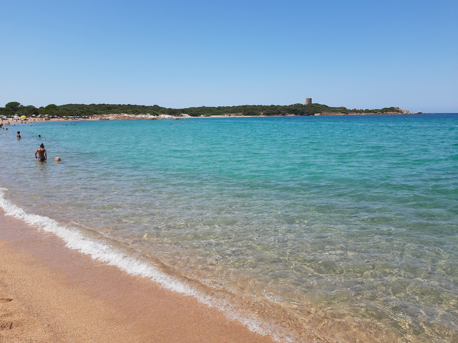 Fotografie cu Spiaggia di Vignola cu o suprafață de apa pură turcoaz