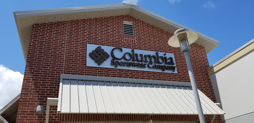 Sportswear Store «Columbia Sportswear Outlet Store at Houston Premium Outlets», reviews and photos, 29300 Hempstead Rd, Cypress, TX 77433, USA