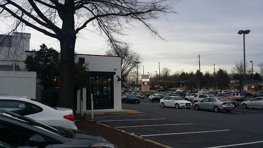 Shopping Mall «Georgetown Square Shopping Center», reviews and photos, 10400 Old Georgetown Rd, Bethesda, MD 20814, USA