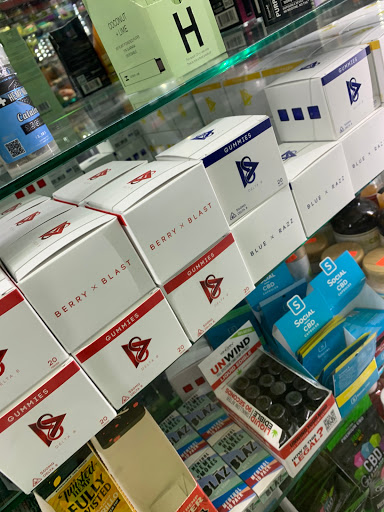 Tobacco Shop «Starbuzz Smoke Shop», reviews and photos, 668 Soscol Ave, Napa, CA 94559, USA