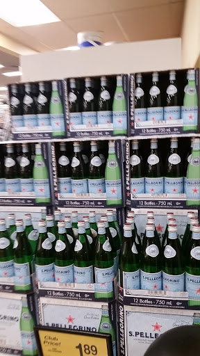 Safeway image