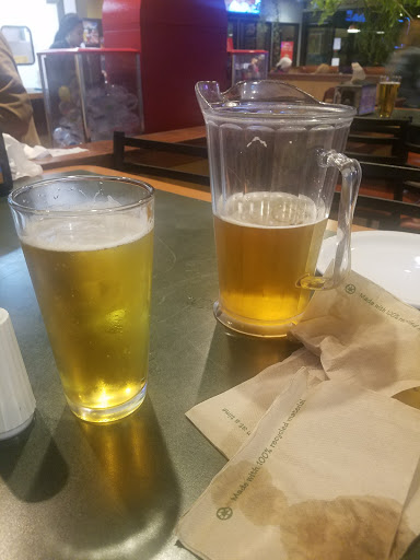 Pizza Restaurant «Round Table Pizza», reviews and photos, 7909 Walerga Rd, Antelope, CA 95843, USA