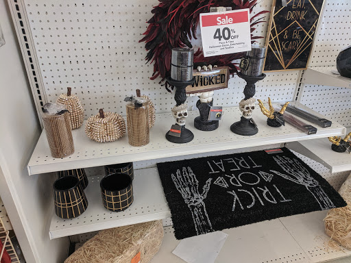 Fabric Store «Jo-Ann Fabrics and Crafts», reviews and photos, 16055 Whittier Blvd, Whittier, CA 90603, USA