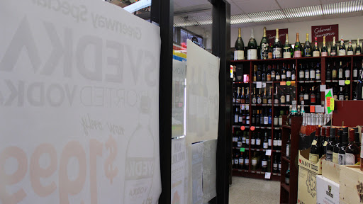 Liquor Store «Greenway Liquors», reviews and photos, 105 W Grant St, Minneapolis, MN 55403, USA