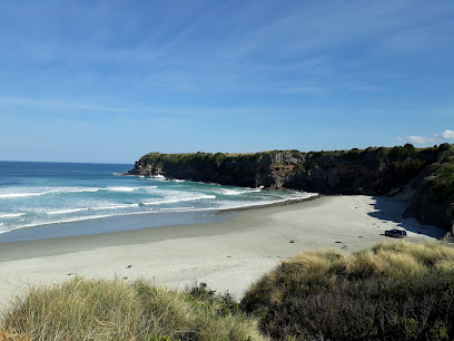 Tomahawk Beach