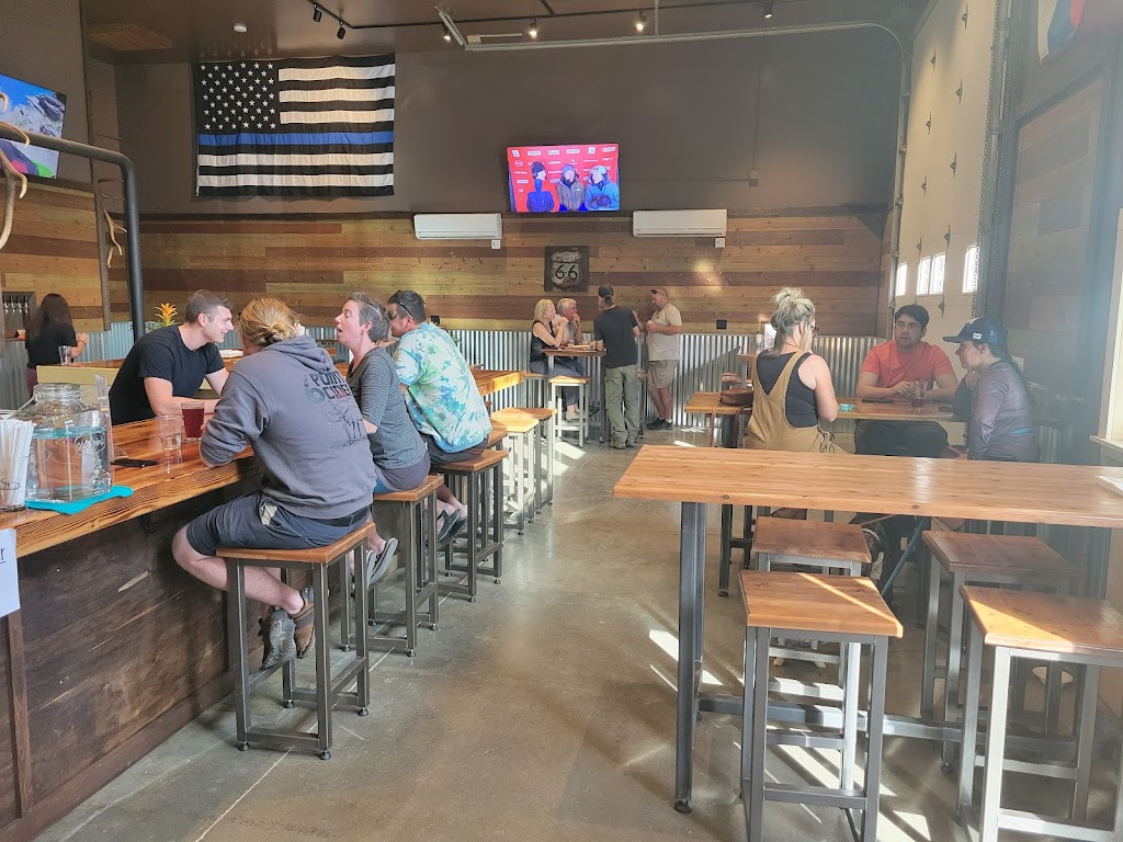 6 Point Saloon 98856