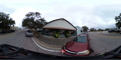 Beauty Salon «Entourage Salon And Spa», reviews and photos, 213 E Crystal Ave, Lake Wales, FL 33853, USA