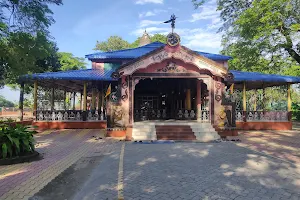 Haleshwar Temple image