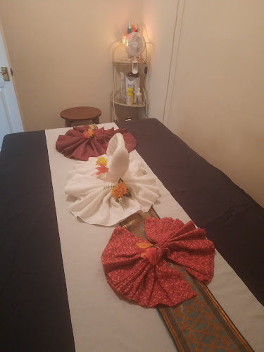 Reviews of Num Jai Massage & Aromatherapy in Manchester - Massage therapist