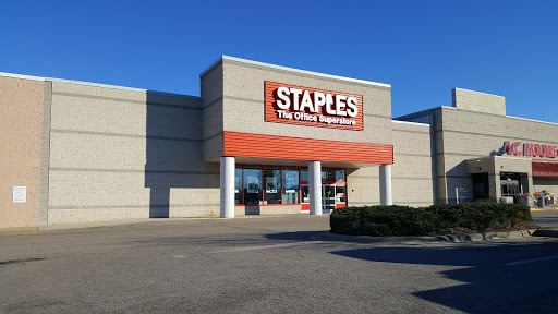 Staples, 2950 E Millbrook Rd, Raleigh, NC 27604, USA, 