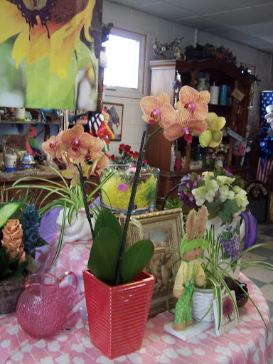 Florist «Heart To Heart Flower Shop», reviews and photos, 137 Fishing Creek Rd, Cape May, NJ 08204, USA