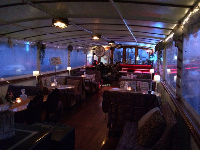 Sfeermakers op het water -Haarlem Salonschip Stad Dockum te Haarlem, Party center, Haarlem