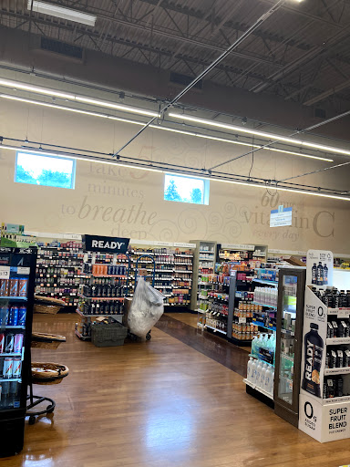 Supermarket «Giant Eagle Supermarket», reviews and photos, 27264 Lorain Rd, North Olmsted, OH 44070, USA