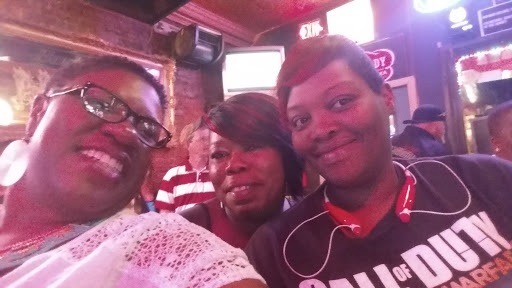 Bar «Tuners Bar & Grill», reviews and photos, 130 S Main St, St Charles, MO 63301, USA