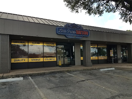 Explore oyster tattoo ideas, creative tattoo ideas in Austin, available at Little Pricks Tattoo