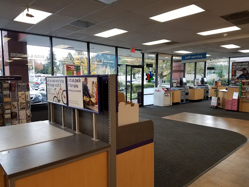 Print Shop «FedEx Office Print & Ship Center», reviews and photos, 9757 SE Sunnyside Rd, Clackamas, OR 97015, USA
