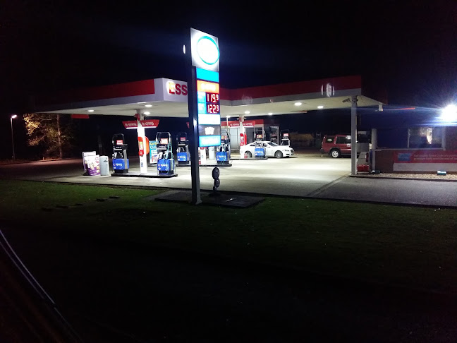 Reviews of Country Service Station in Peterborough - Gas station