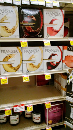 Grocery Store «Strack & Van Til Food Market», reviews and photos, 999 W Old Ridge Rd, Hobart, IN 46342, USA