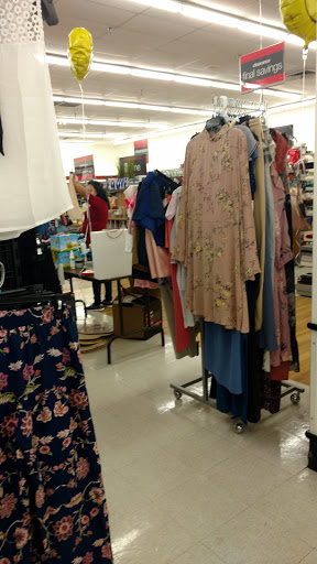 Department Store «T.J. Maxx», reviews and photos, 7555 W Hillsborough Ave, Tampa, FL 33615, USA