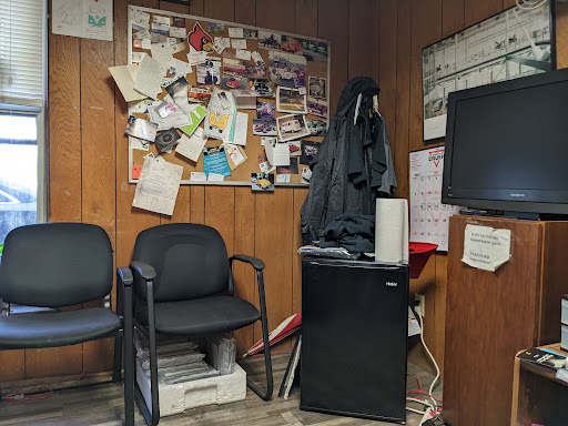 Auto Repair Shop «Volksdoktor Import Services & Collision», reviews and photos, 1387 Lexington Rd, Louisville, KY 40206, USA